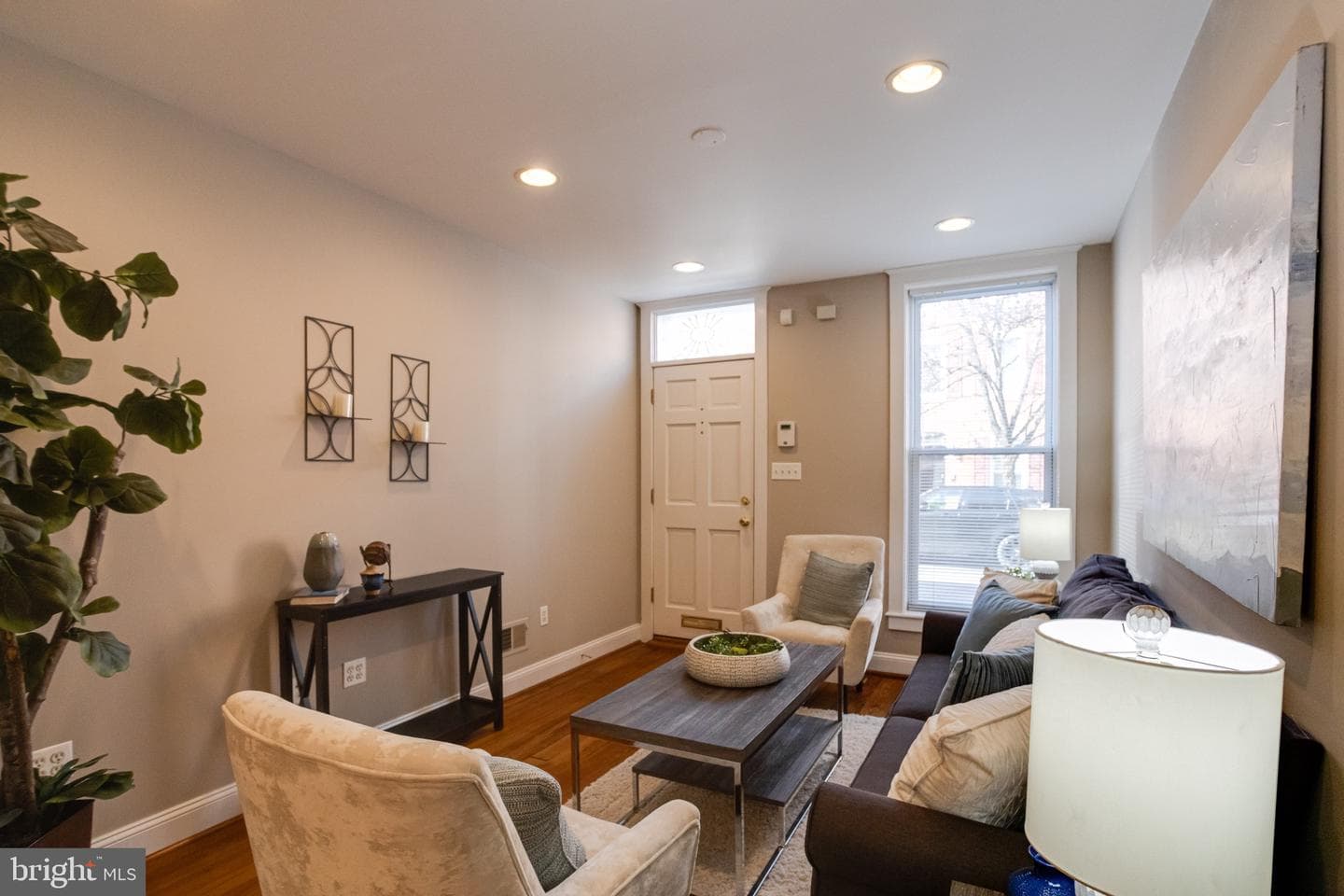 1209 Riverside Avenue photo 10