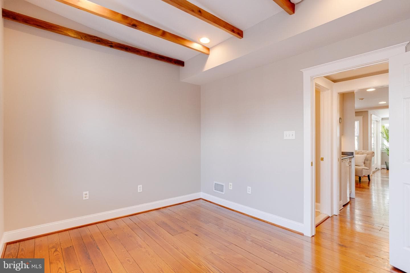 1209 Riverside Avenue photo 47