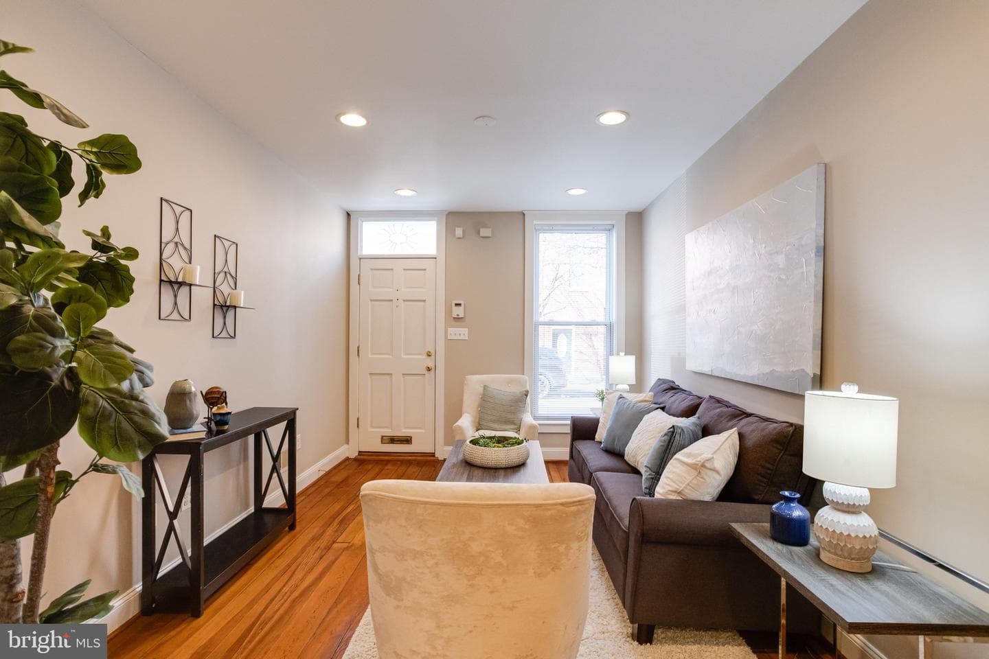 1209 Riverside Avenue photo 8
