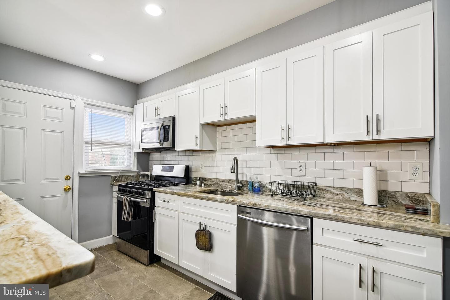 1305 Silverthorne Road photo 12