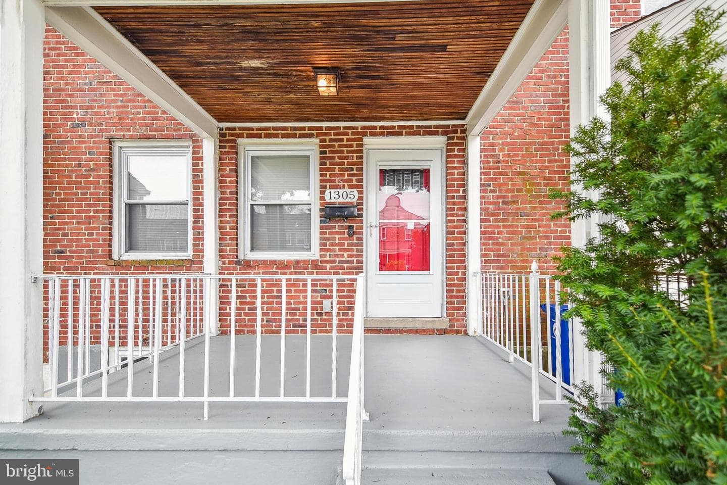 1305 Silverthorne Road photo 2