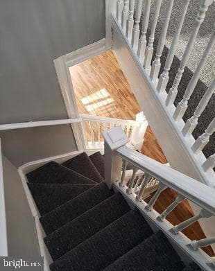 1711 Ashburton Street photo 20