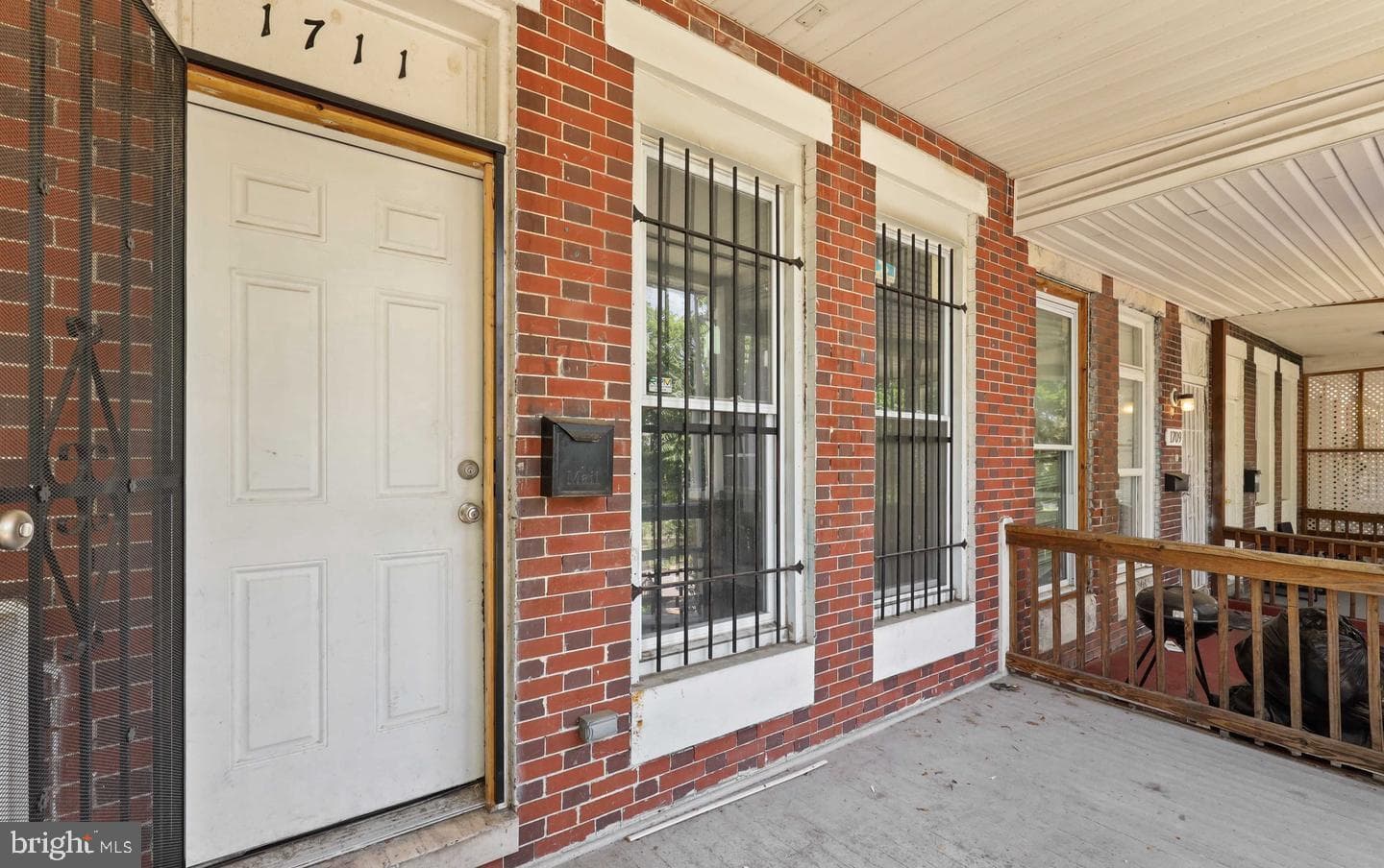 1711 Ashburton Street photo 3