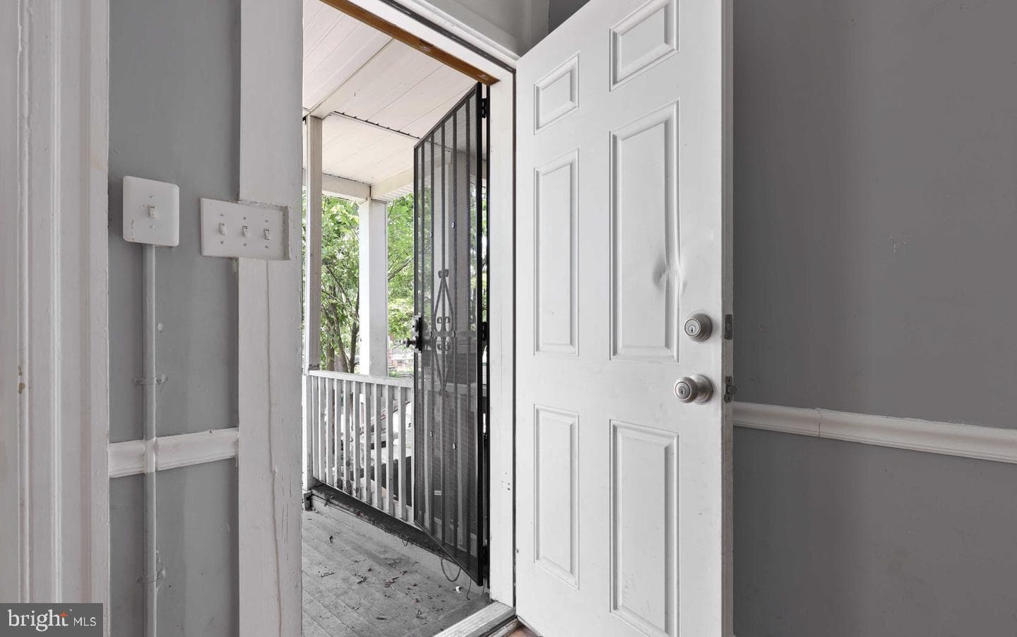 1711 Ashburton Street photo 5