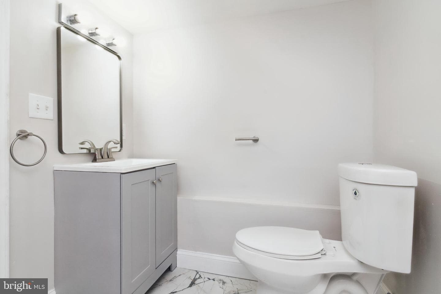 112 N Kenwood Avenue photo 30