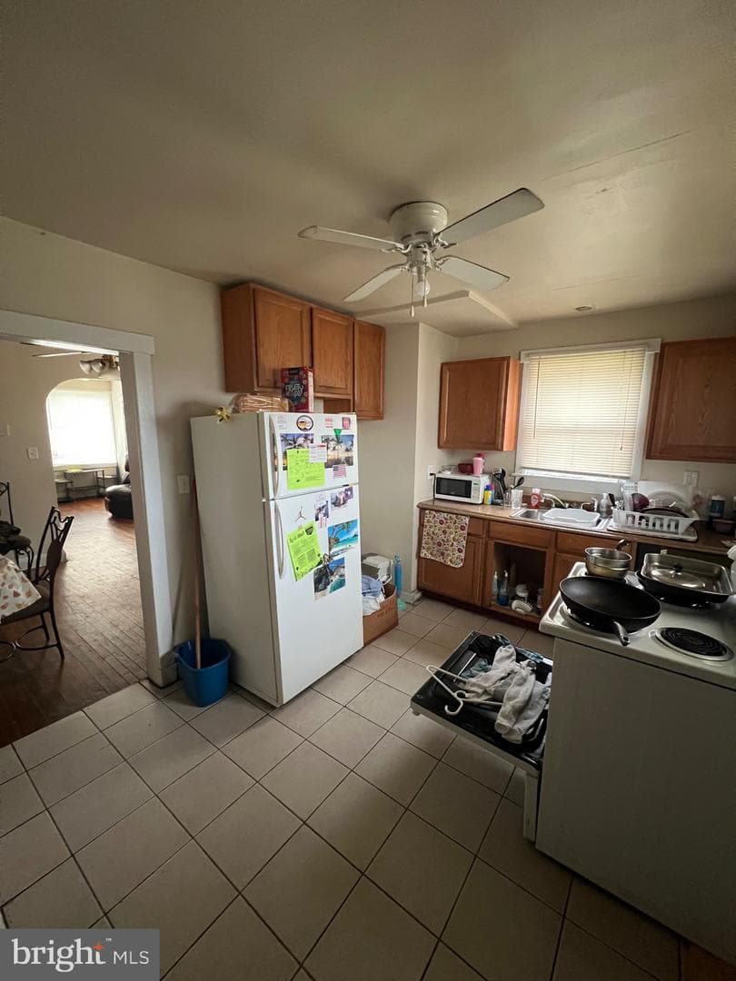 4410 Elderon Avenue photo 13