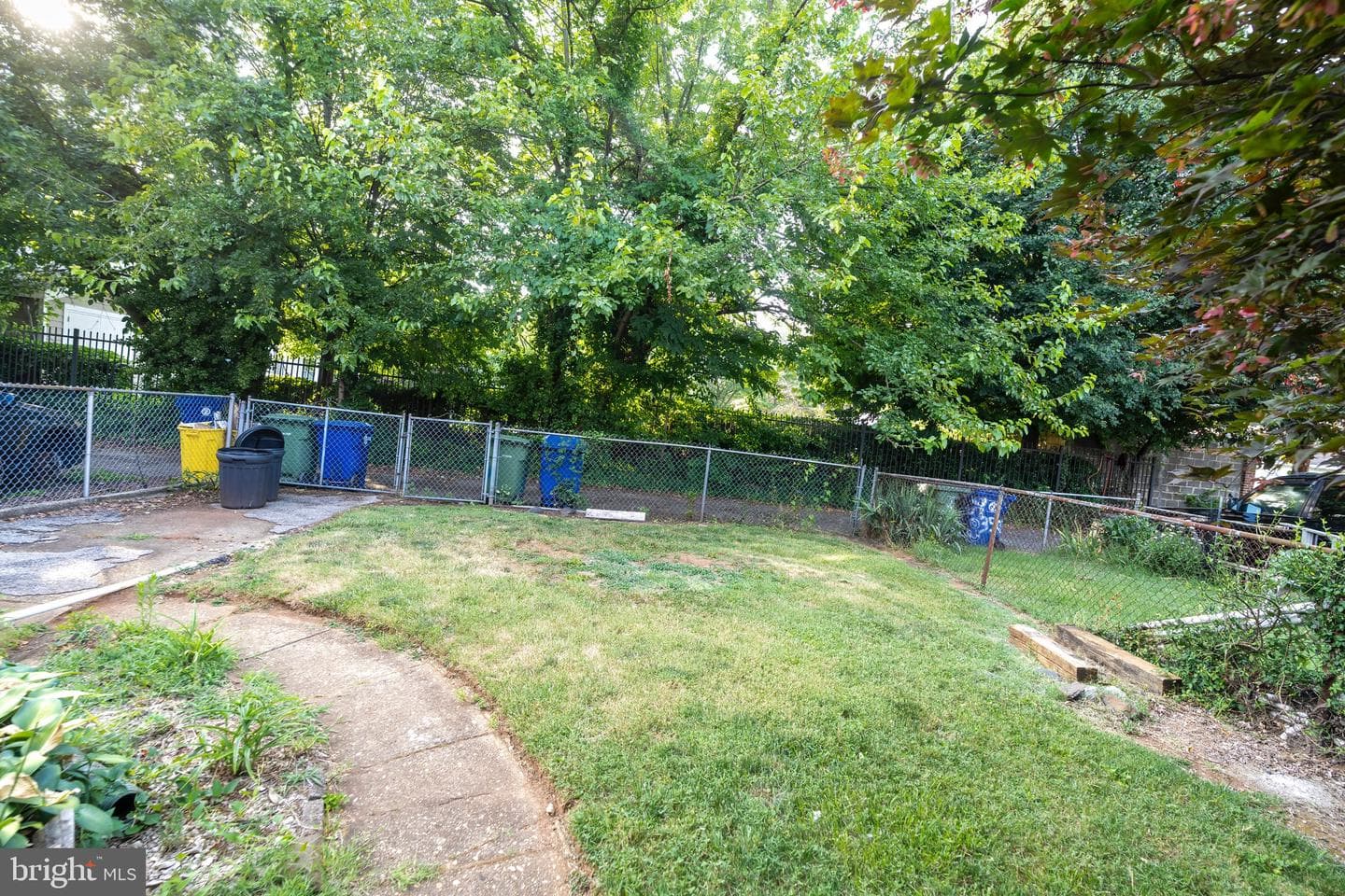 3504 Trainor Avenue photo 30