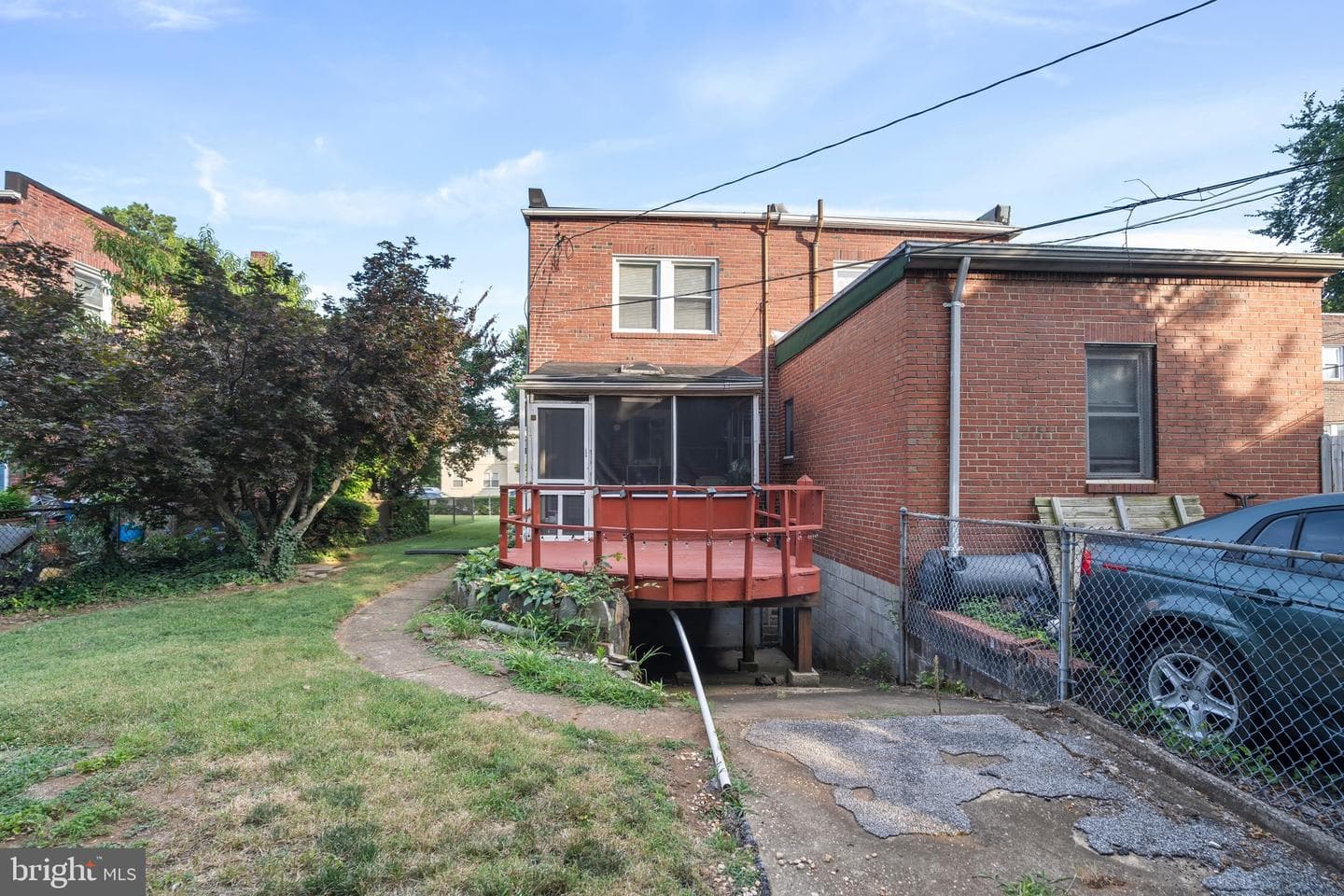 3504 Trainor Avenue photo 32