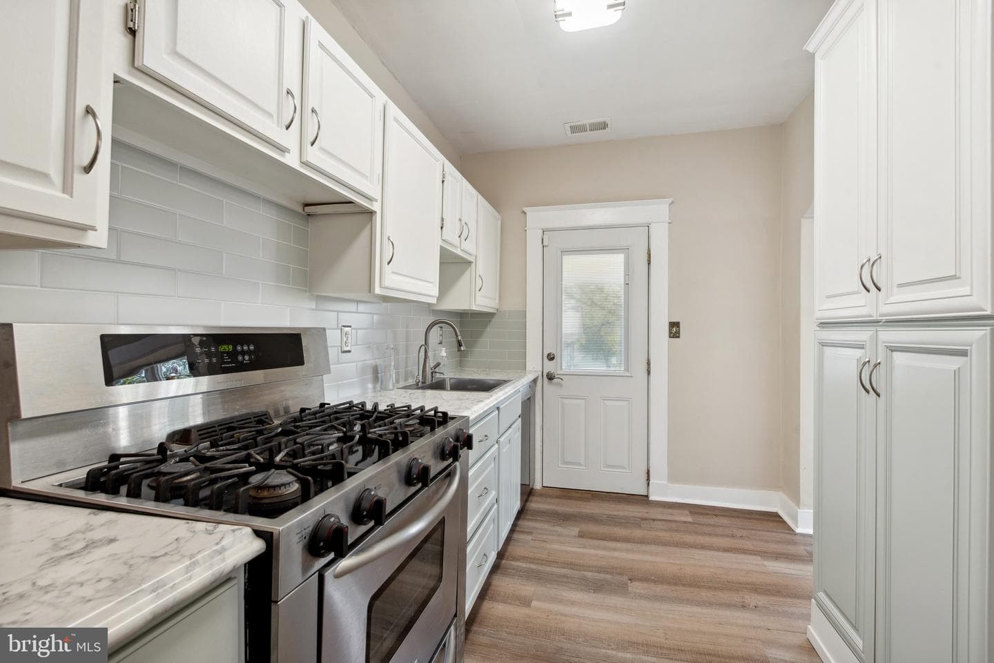 2602 Hemlock Avenue photo 13