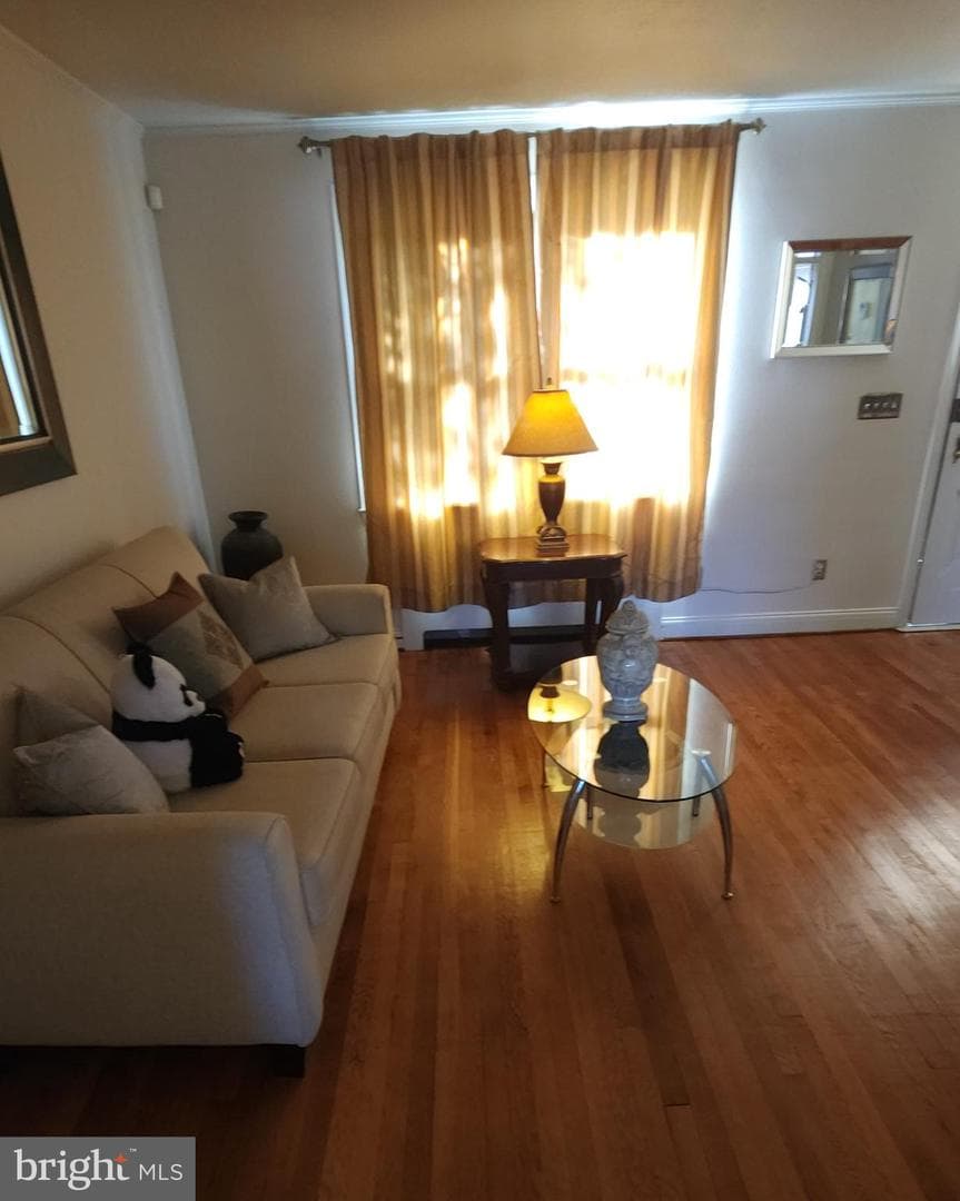 3913 Rexmere Road E photo 3
