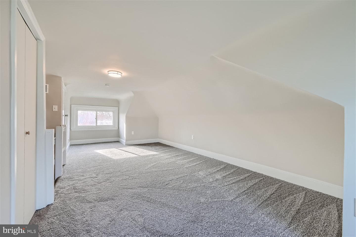3510 Cedardale Road photo 21