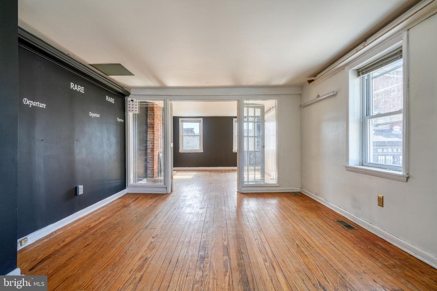 1120 Hollins Street photo 15