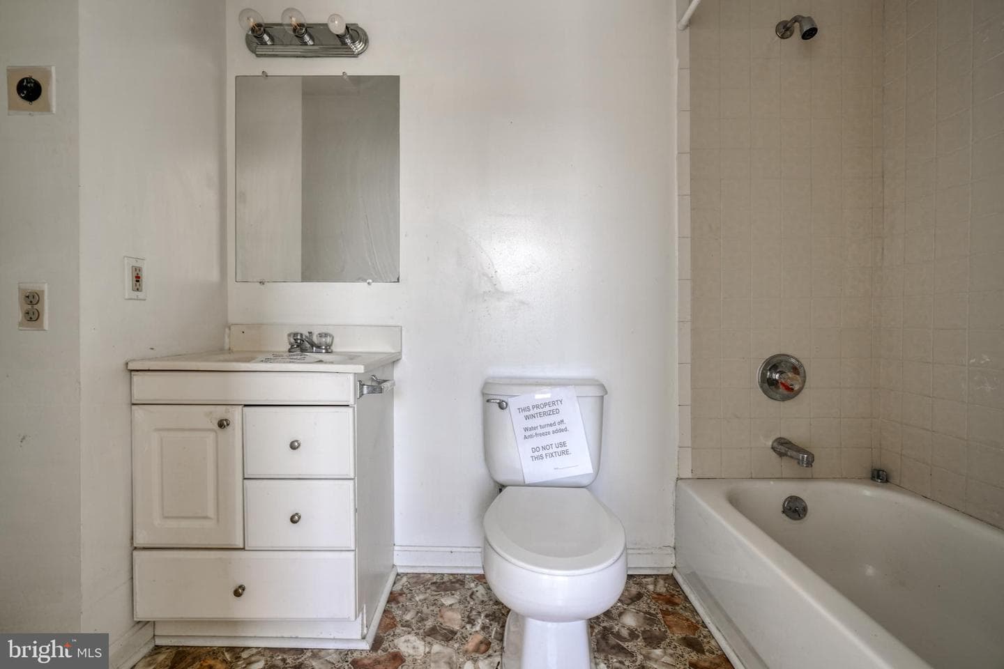 1120 Hollins Street photo 22