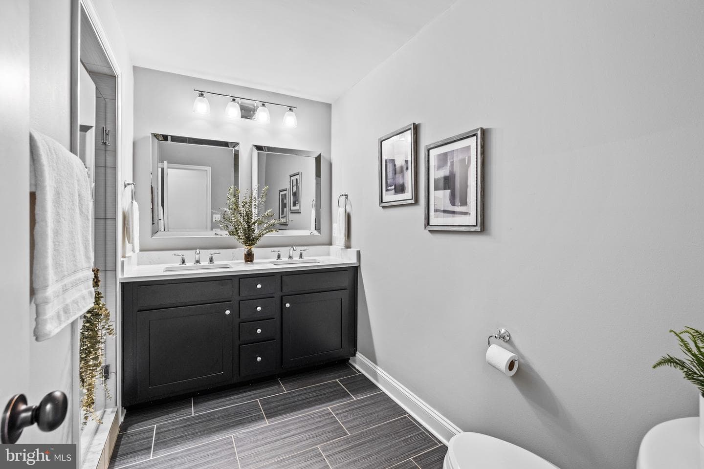 2921 Fait Avenue photo 26