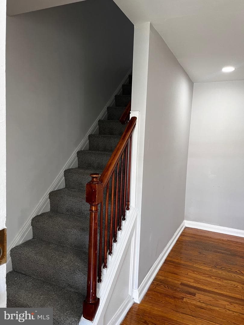 1813 Woodbourne Avenue photo 4