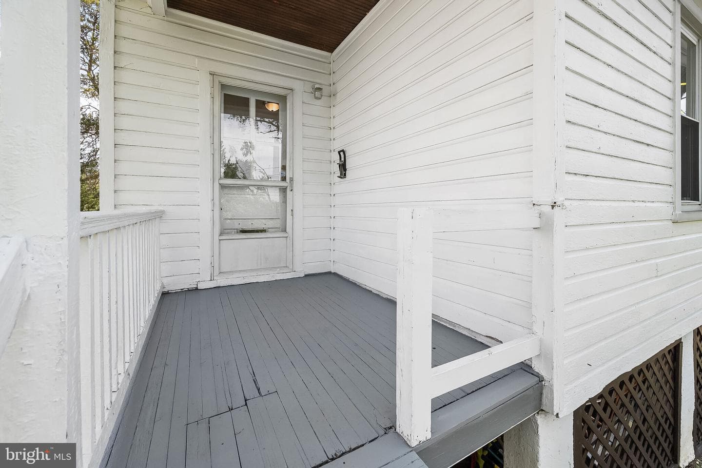5400 Catalpha Road photo 20