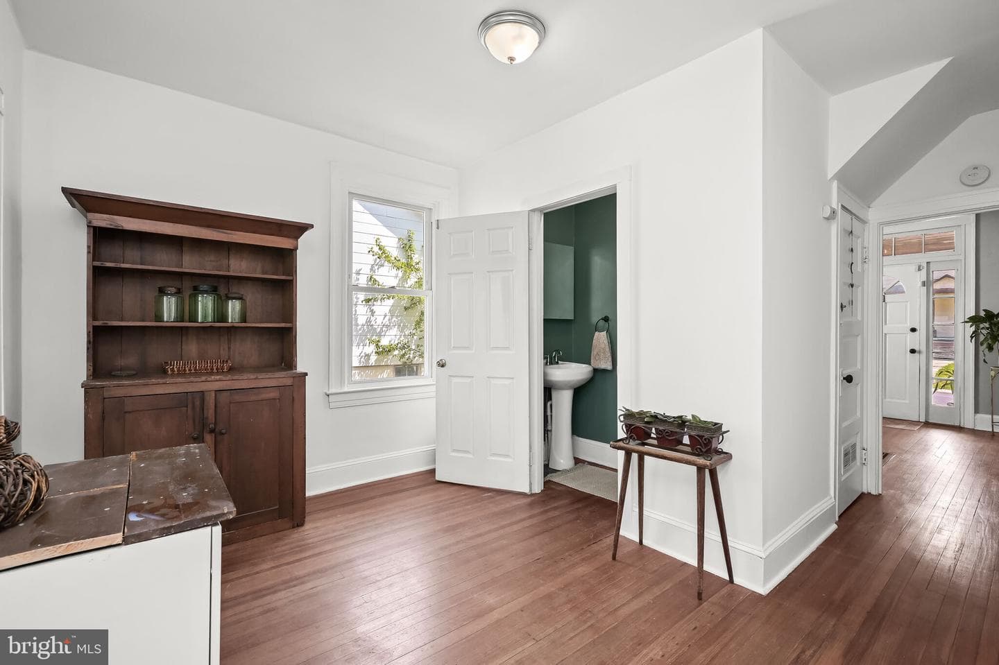 5400 Catalpha Road photo 21