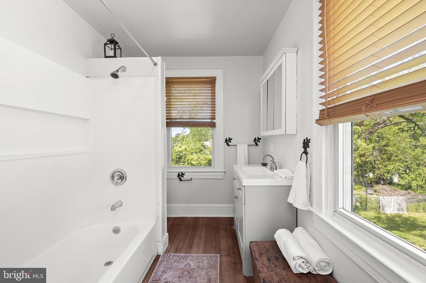 5400 Catalpha Road photo 31