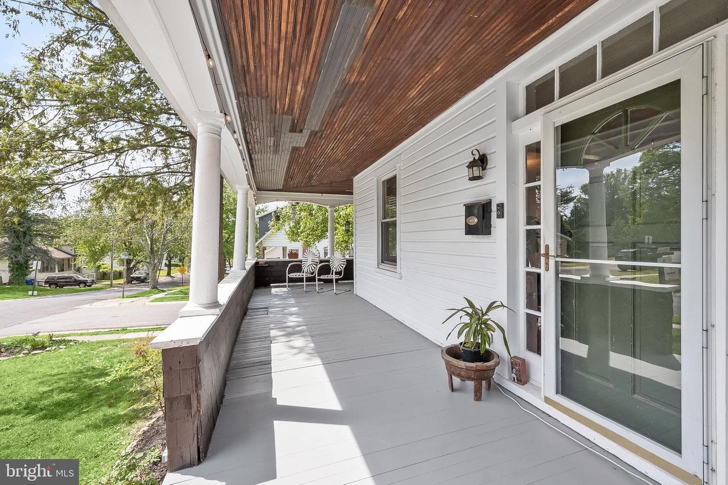 5400 Catalpha Road photo 4