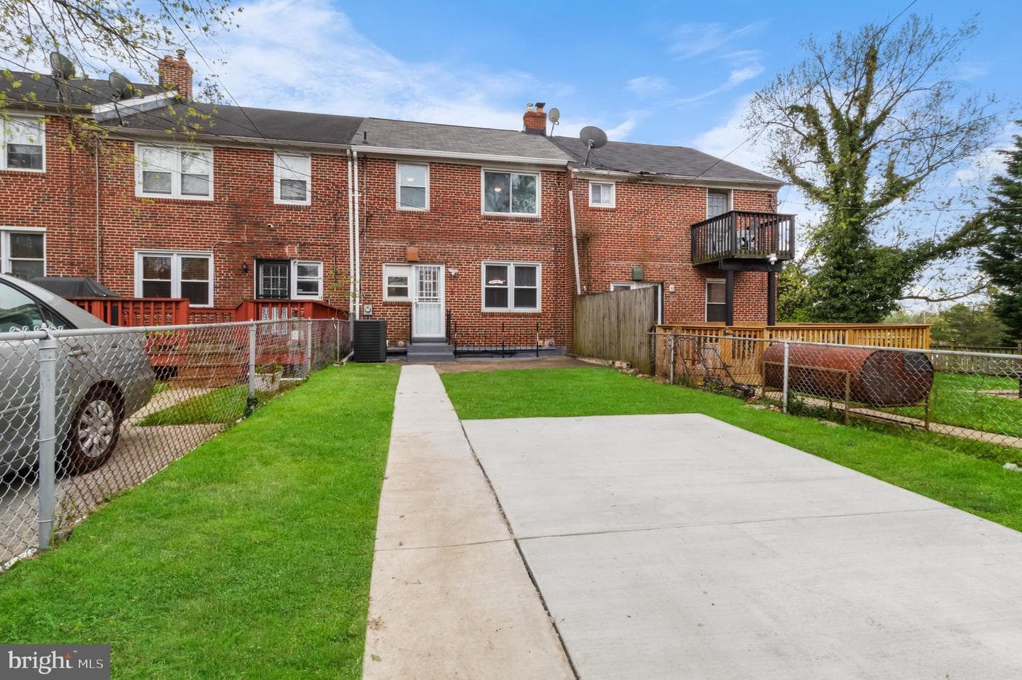 1140 E Northern photo 26