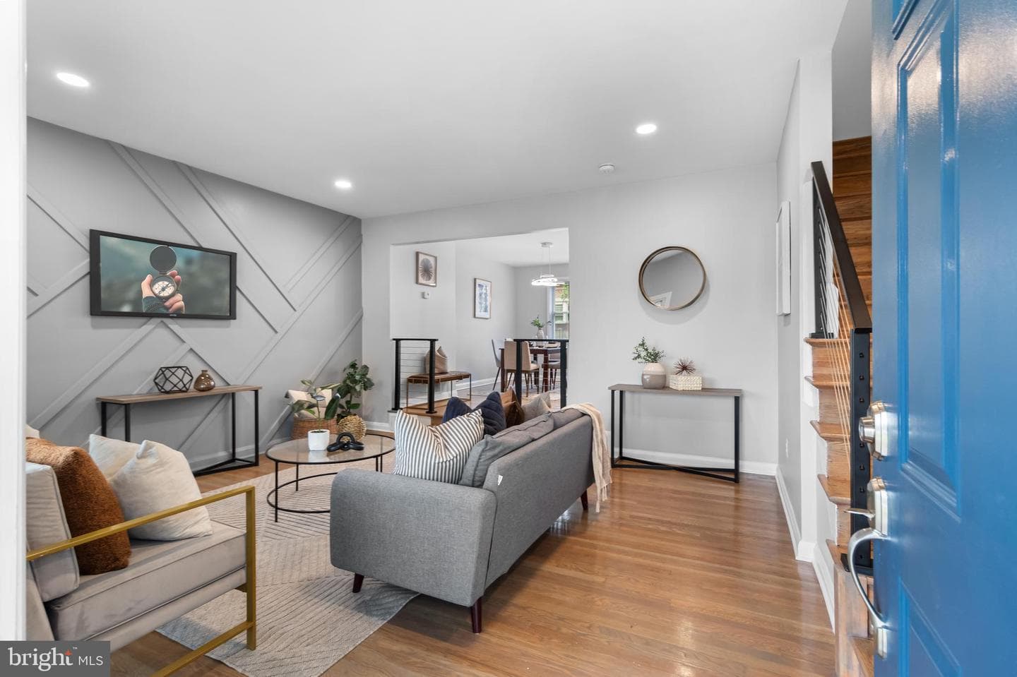 1140 E Northern photo 4