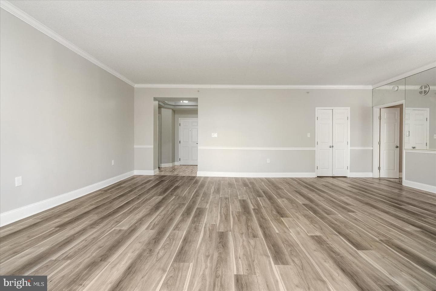 3801 Canterbury Road #404 photo 5