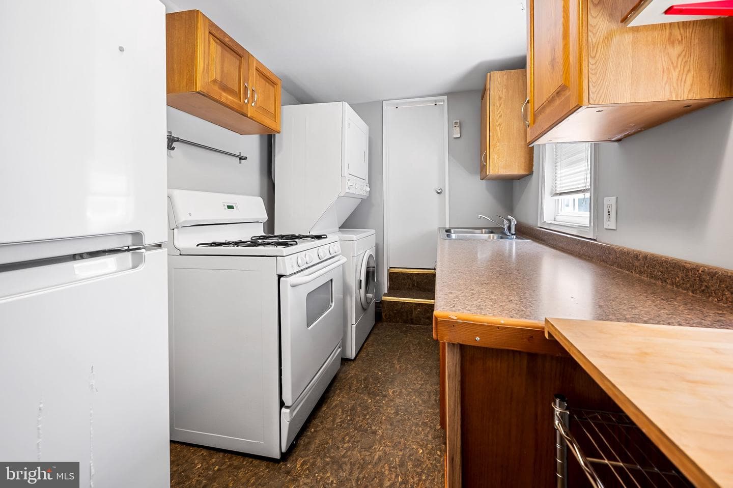 319 S Duncan Street photo 10