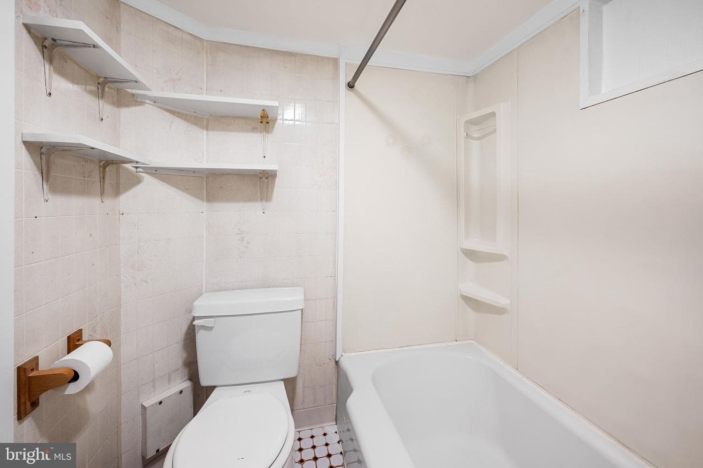 319 S Duncan Street photo 16