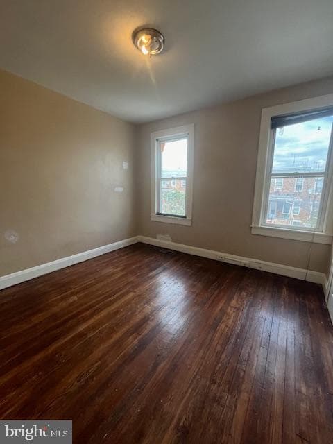 2855 Mayfield Avenue photo 11