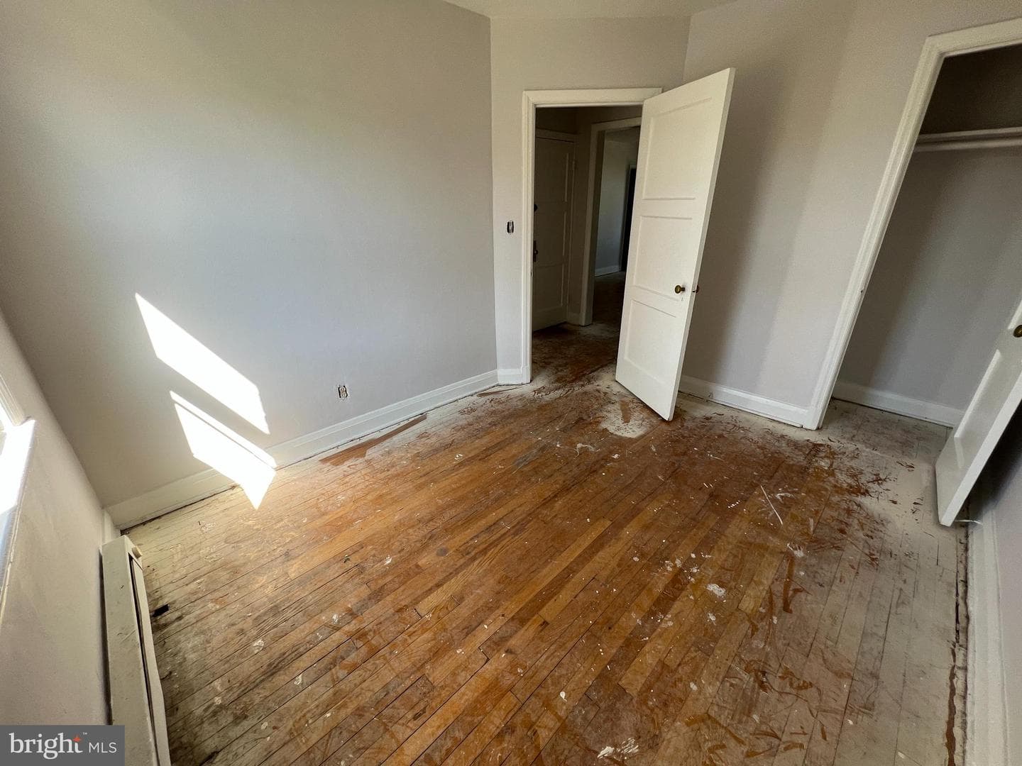 5618 Midwood Avenue photo 5