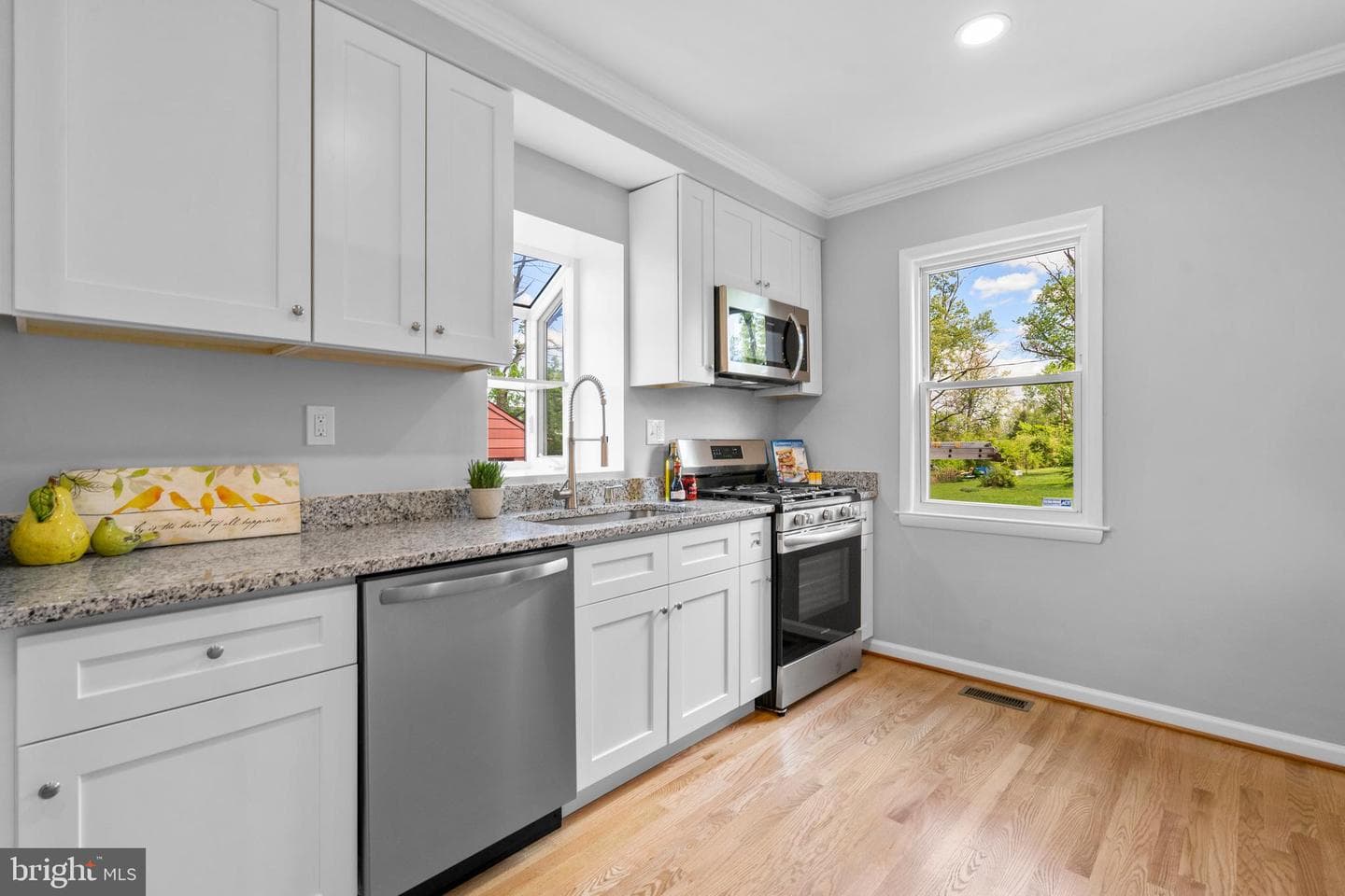 7108 Old Harford photo 10