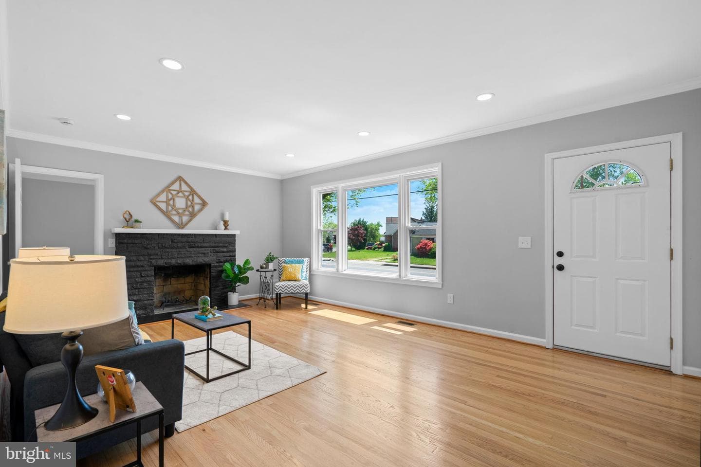 7108 Old Harford photo 4