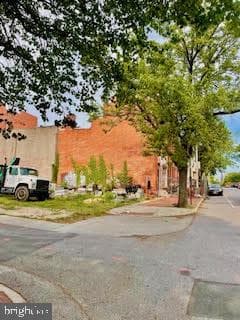 1630 E Baltimore Street photo 3