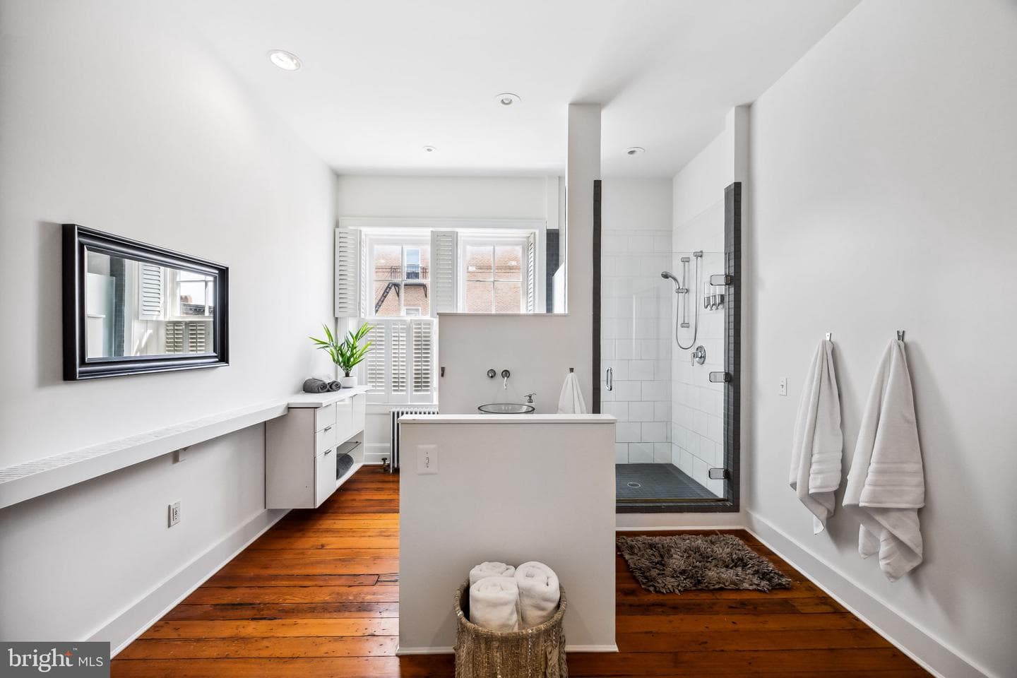 801 Park Avenue photo 46