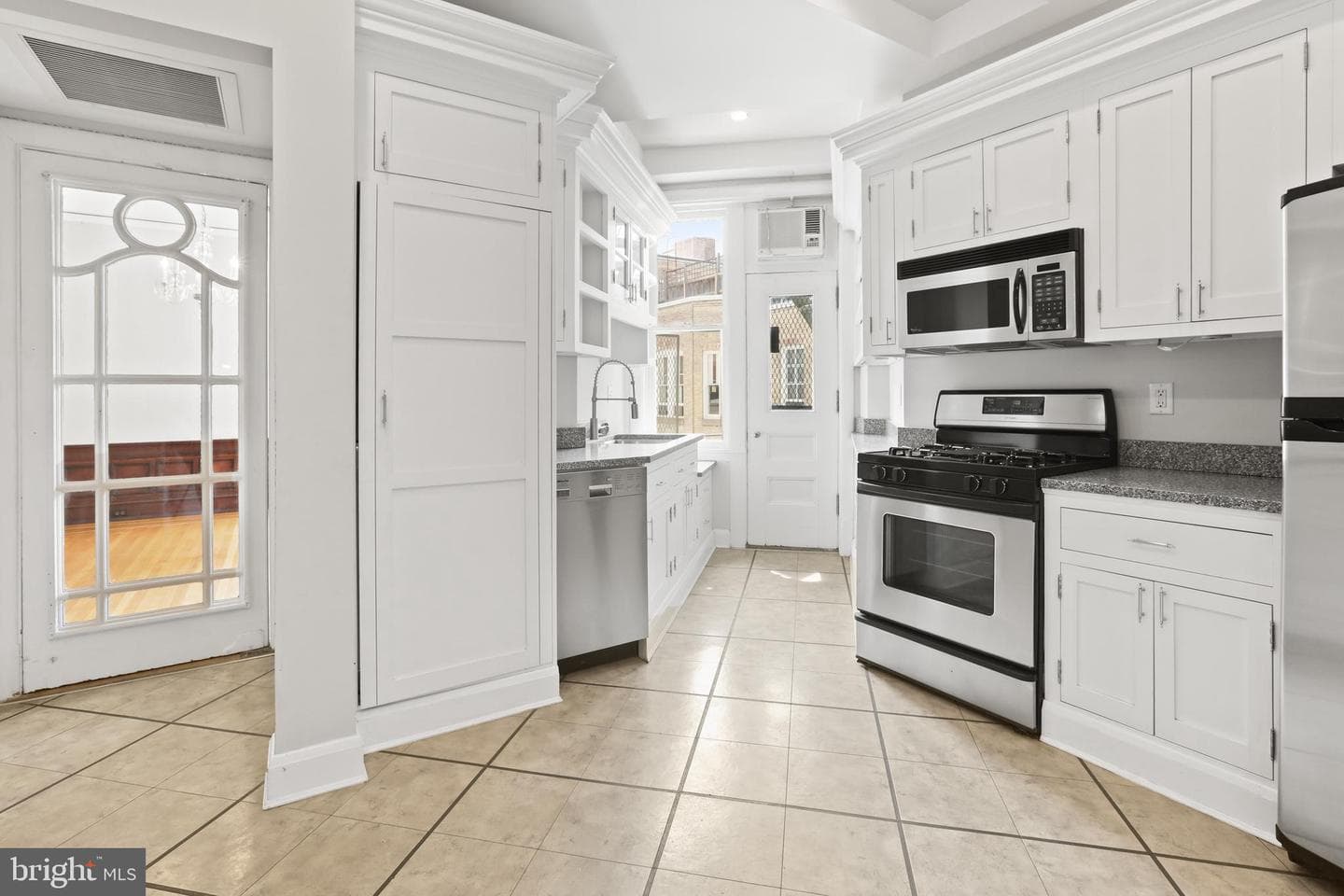 700 Washington Place #4c photo 18