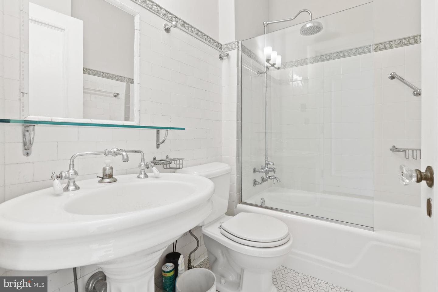 700 Washington Place #4c photo 32