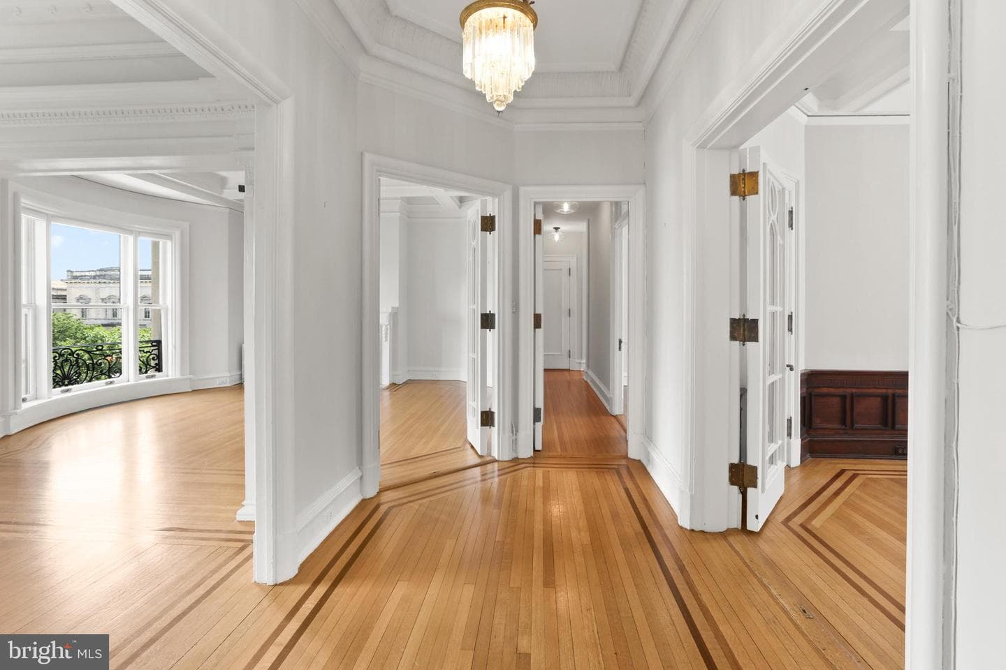 700 Washington Place #4c photo 4