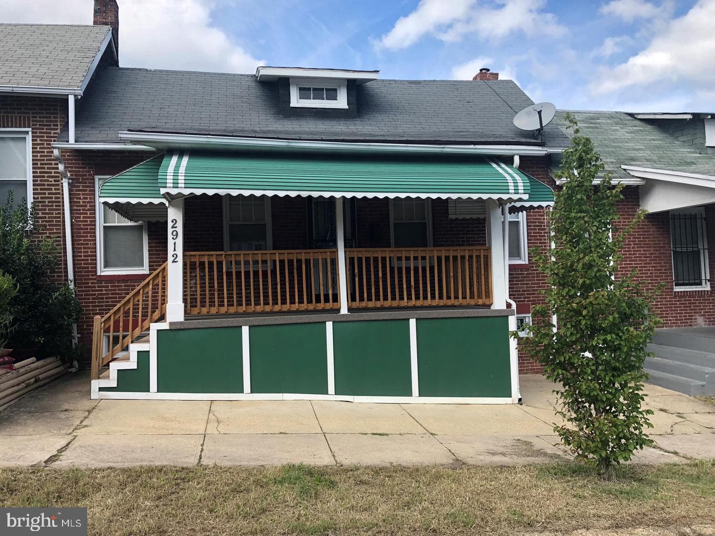 2912 Poplar Terrace photo 1