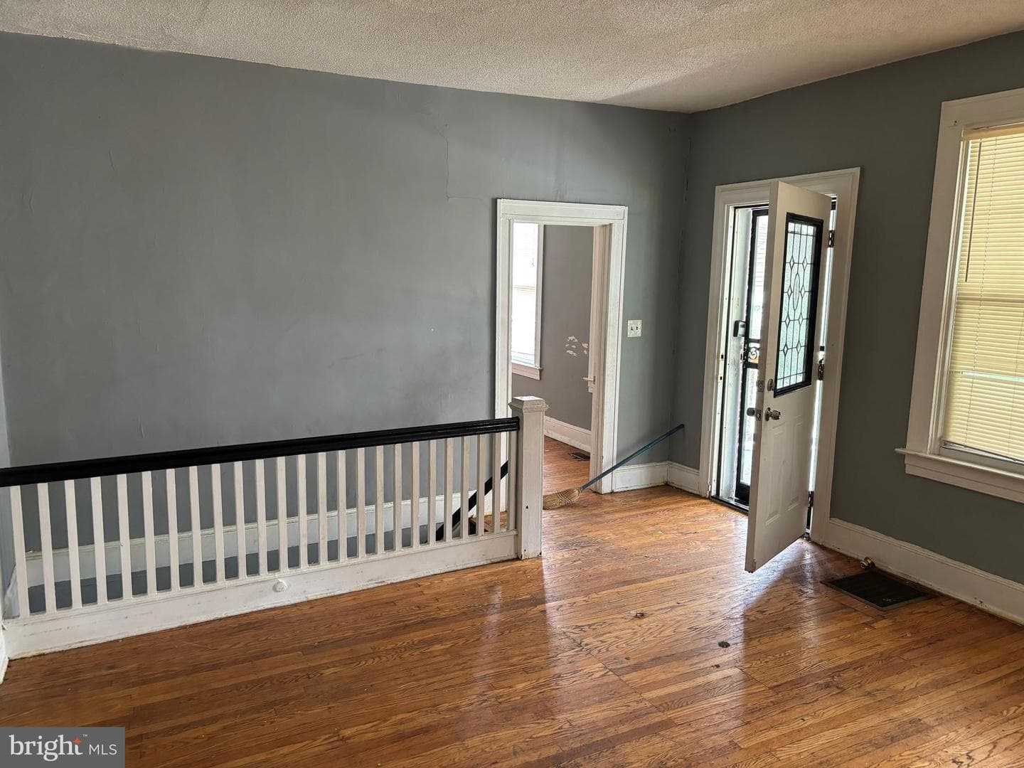 2912 Poplar Terrace photo 3