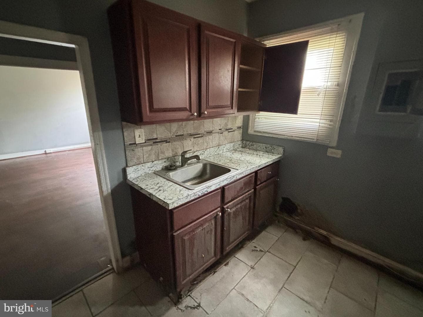 2912 Poplar Terrace photo 7