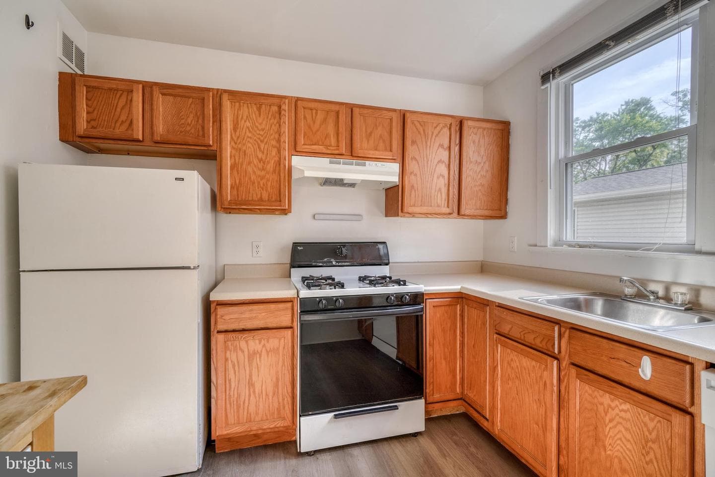 3221 Shelburne Road photo 10