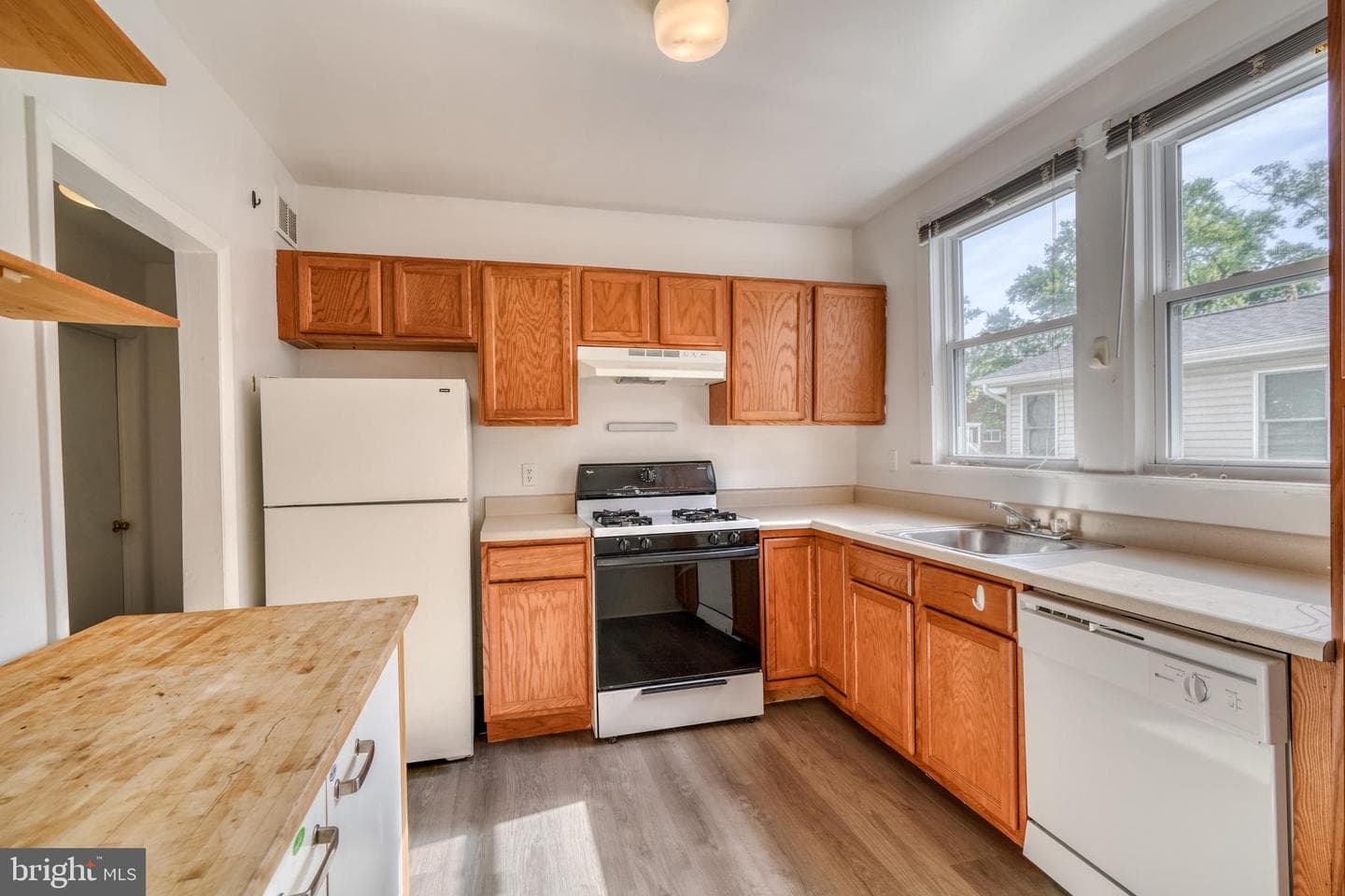 3221 Shelburne Road photo 11