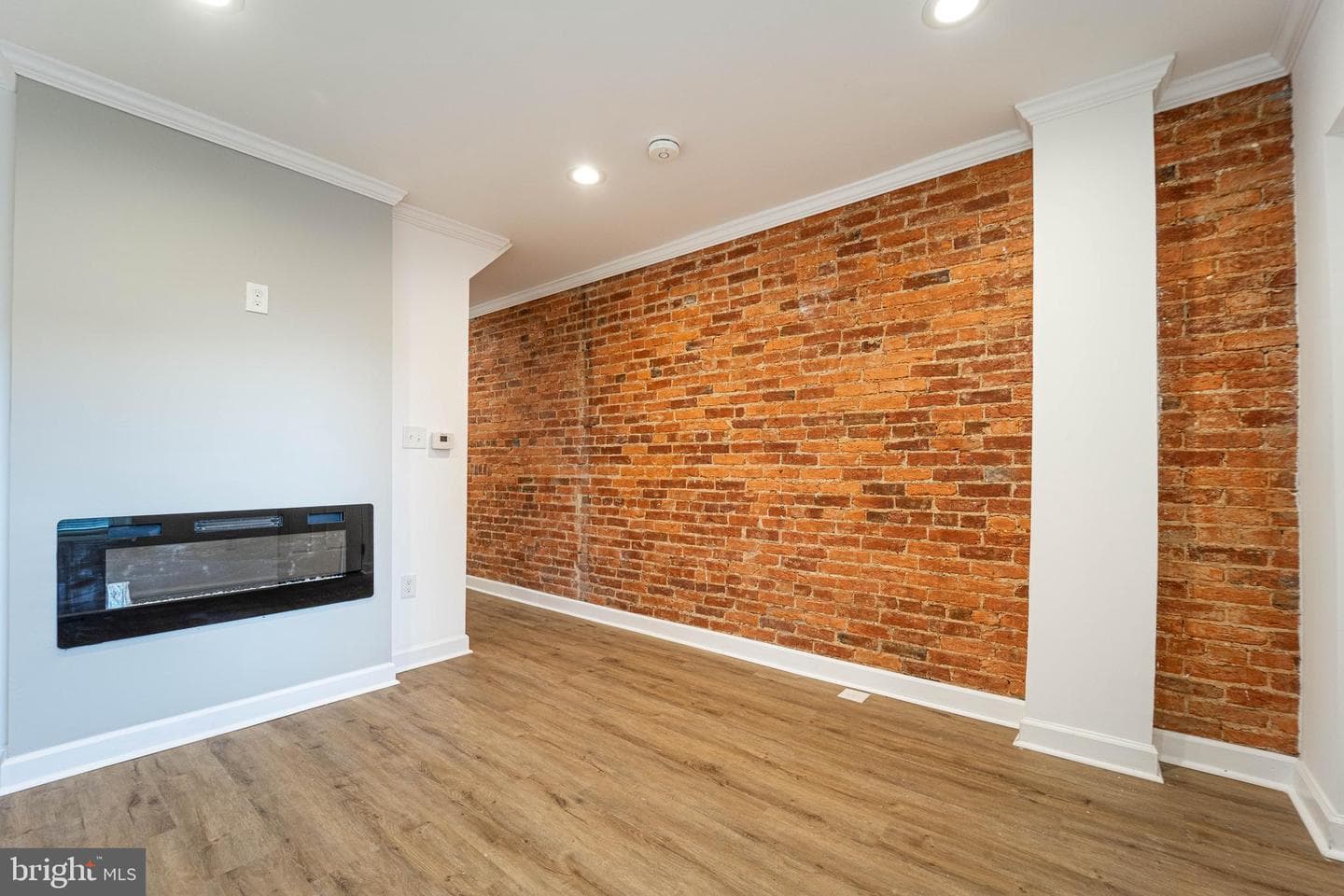 2808 Fox Street photo 4