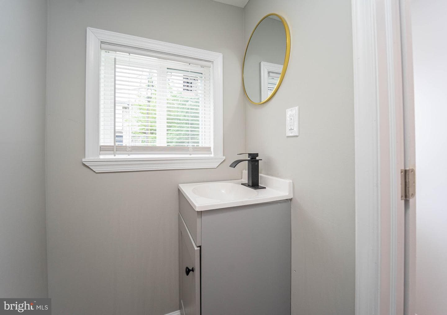 2808 Fox Street photo 9