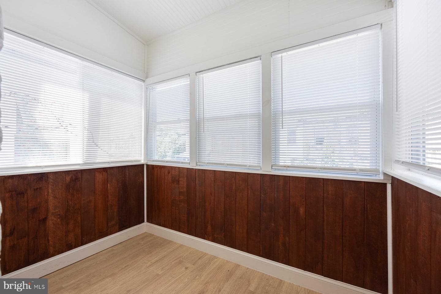 1624 Appleton Street photo 20