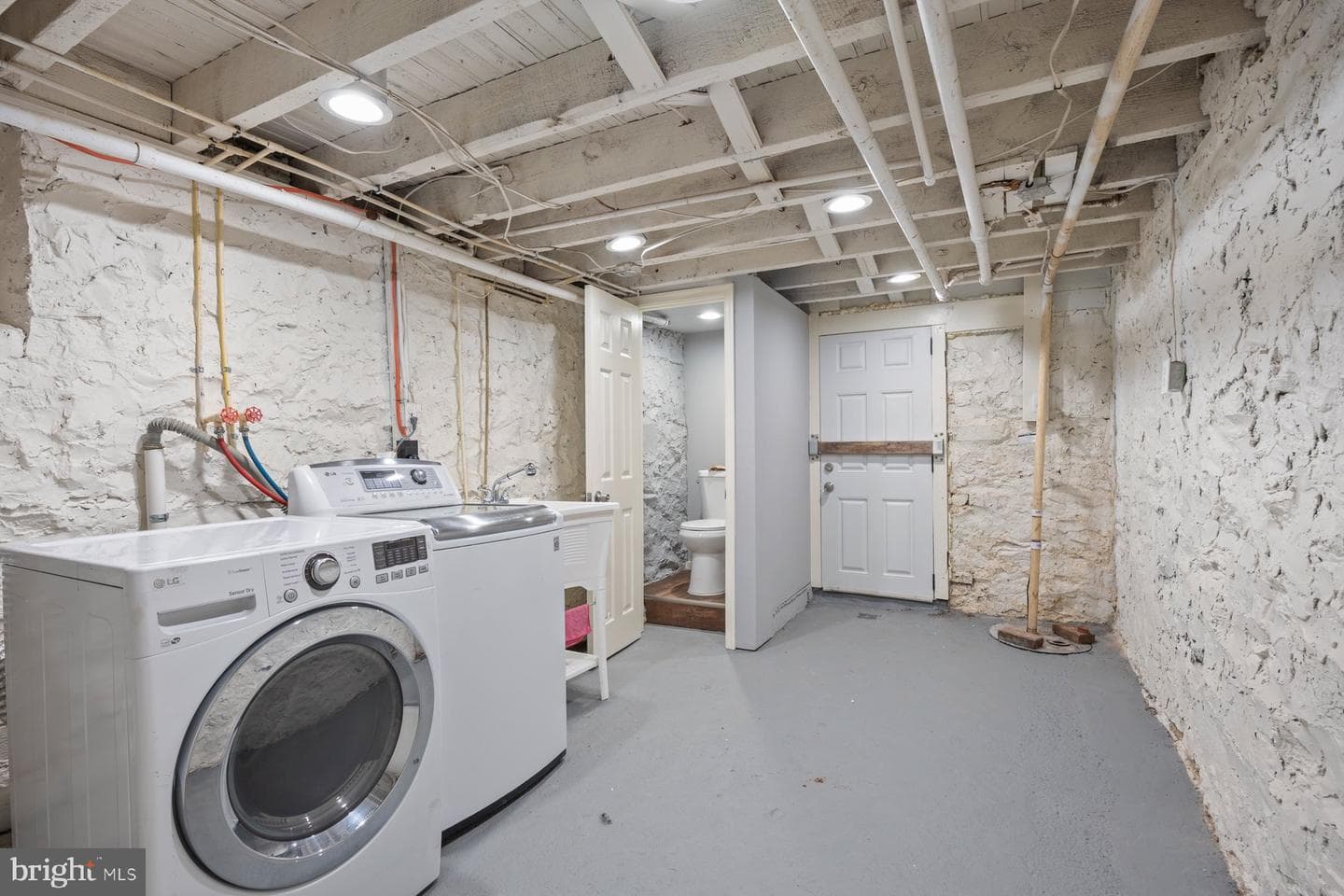 1624 Appleton Street photo 24