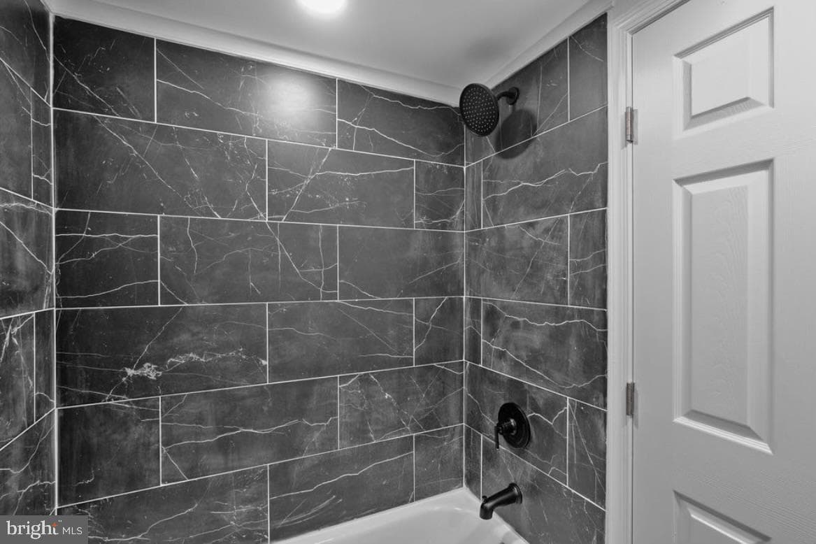 2622 Grogan Avenue photo 10
