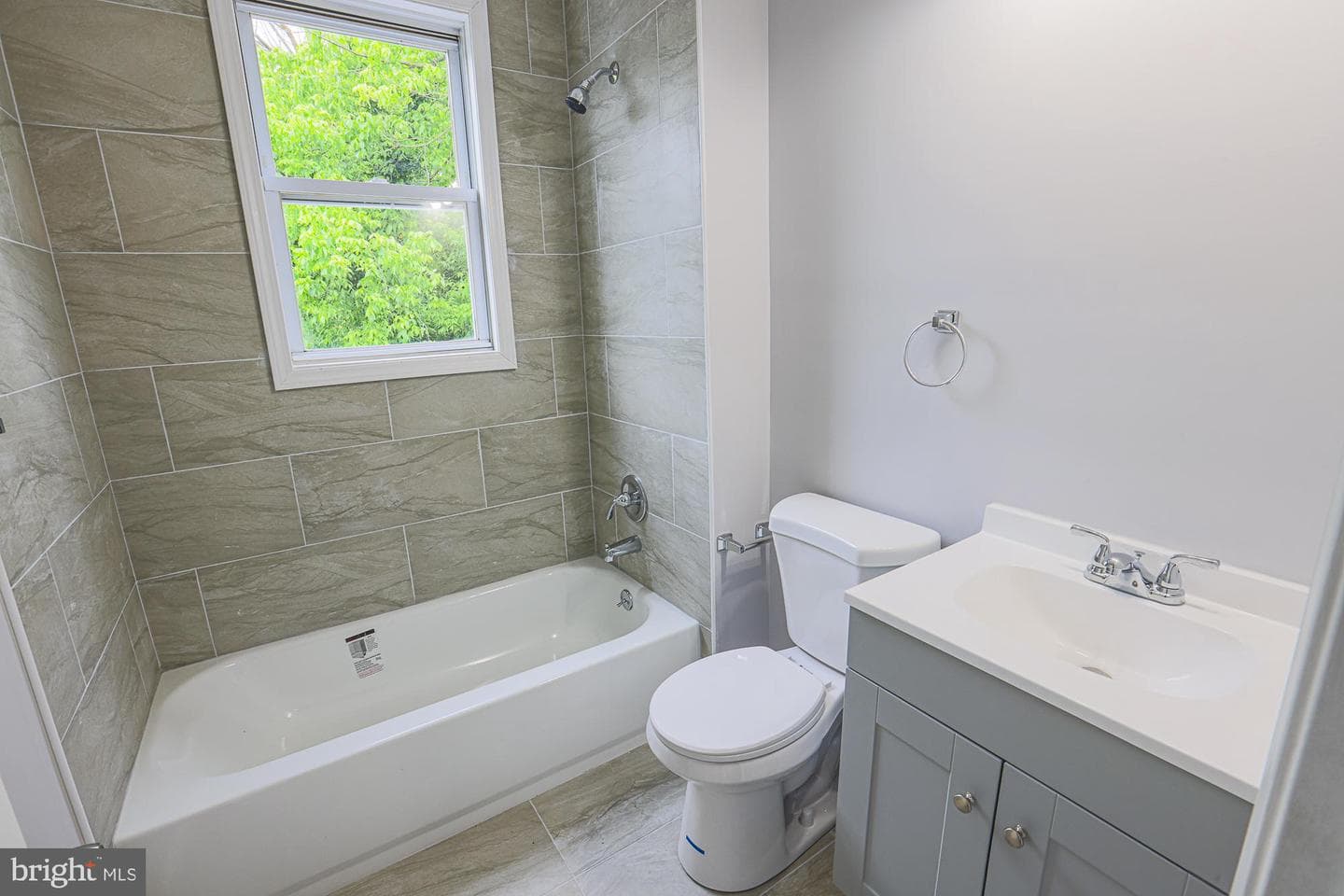 4214 Ivanhoe Avenue photo 19