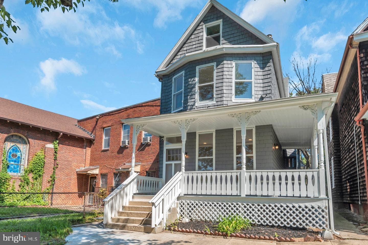 604 E 34th Street photo 3