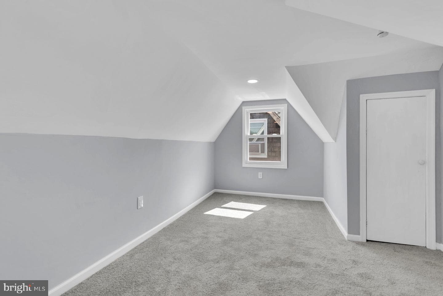 604 E 34th Street photo 32